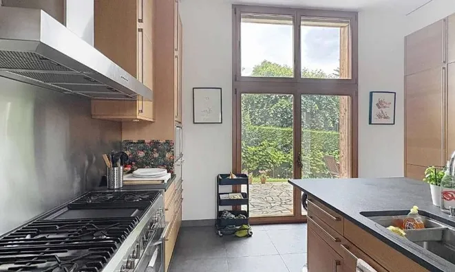 Недвижимость Villa 8 rooms: 5