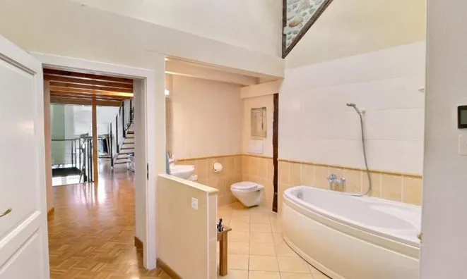 Недвижимость Single house 7 rooms: 8