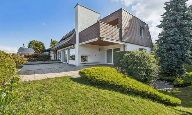 Недвижимость Single house 10 rooms: 2