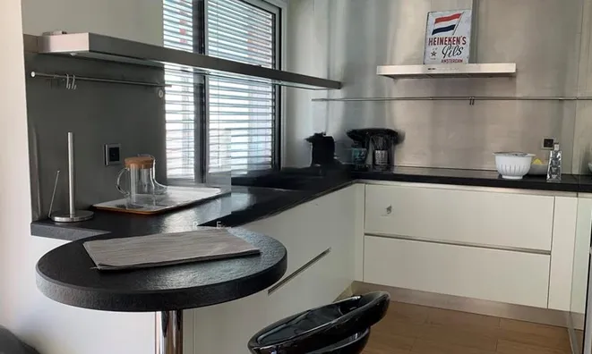 Недвижимость Apartment 5 rooms: 3