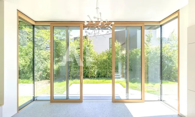 Недвижимость Single house 7 rooms: 5