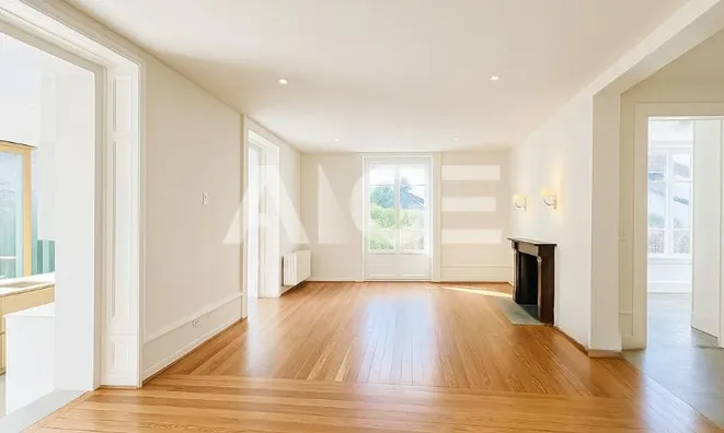 Недвижимость Single house 7 rooms: 6