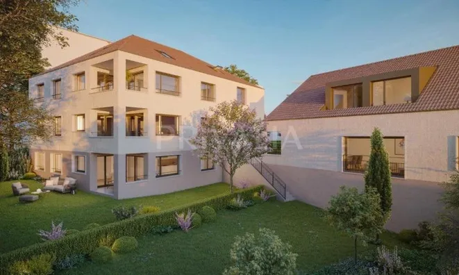 Недвижимость Apartment 4 rooms: 1