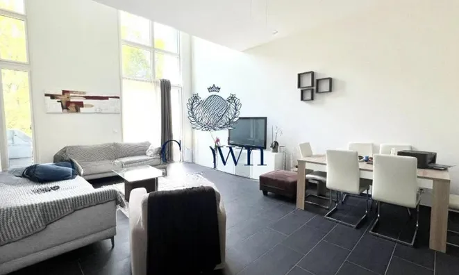 Недвижимость Single house 6 rooms: 1