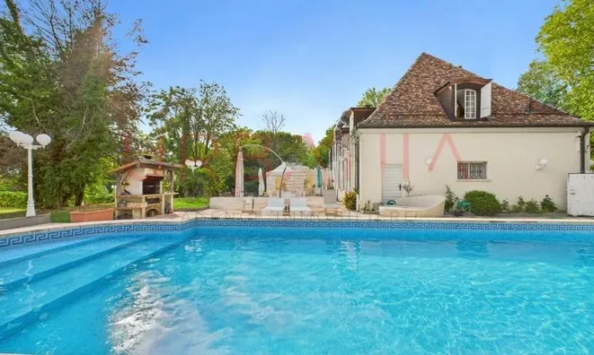 Недвижимость Villa 10 rooms: 2