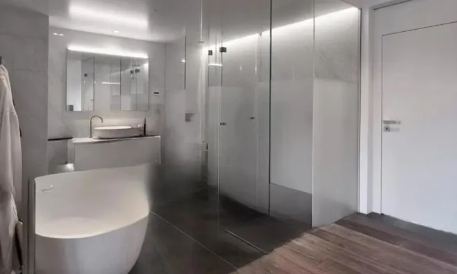 Недвижимость Apartment 6 rooms: 11