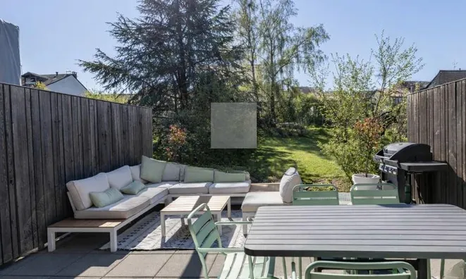 Недвижимость Row house 7 rooms: 1