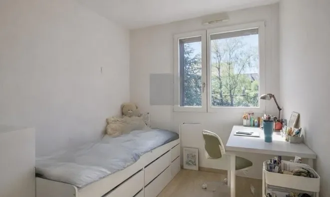 Недвижимость Row house 7 rooms: 7