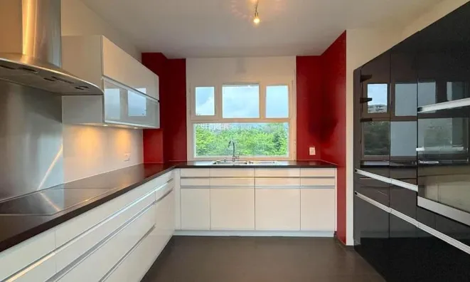 Недвижимость Attic flat 5 rooms: 3