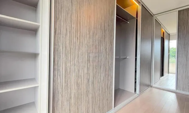 Недвижимость Attic flat 5 rooms: 7