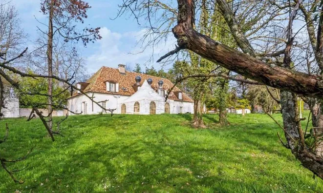 Недвижимость Single house: 1