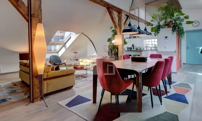 Недвижимость Apartment 5 rooms: 6