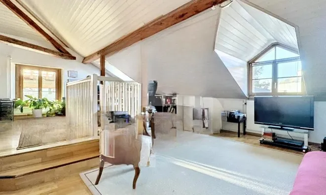 Недвижимость Single house 8.5 rooms: 10