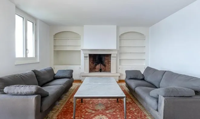 Недвижимость Apartment 5 rooms: 3
