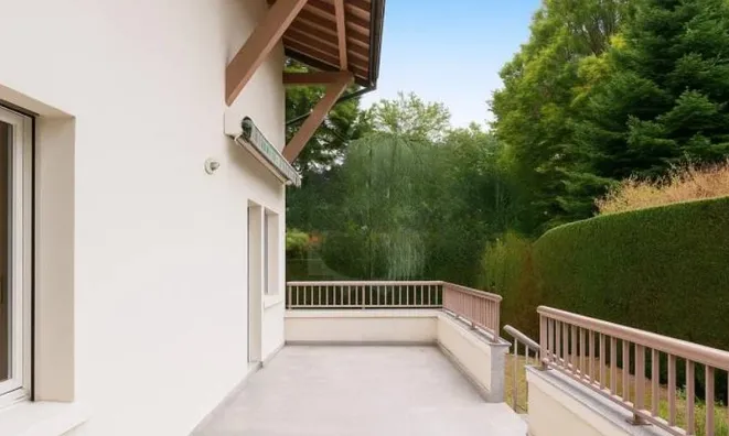 Недвижимость Single house 6 rooms: 2