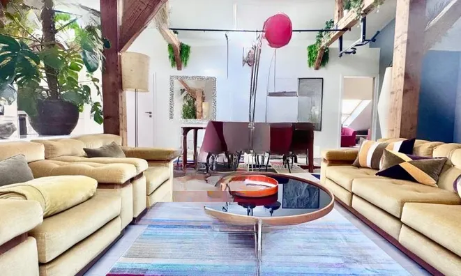 Недвижимость Apartment 5 rooms: 2