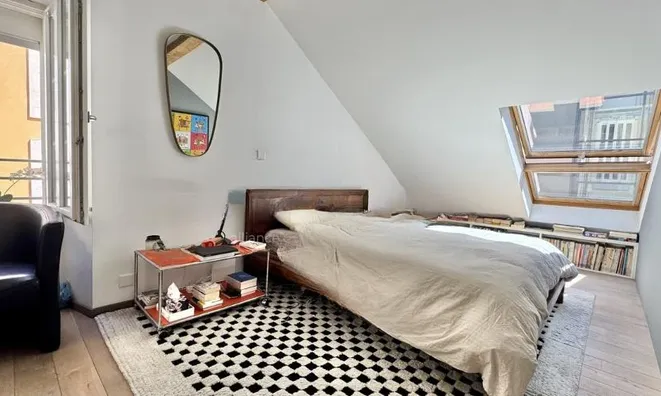 Недвижимость Apartment 5 rooms: 8
