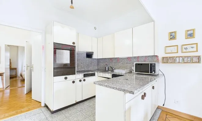 Недвижимость Apartment 4.5 rooms: 6
