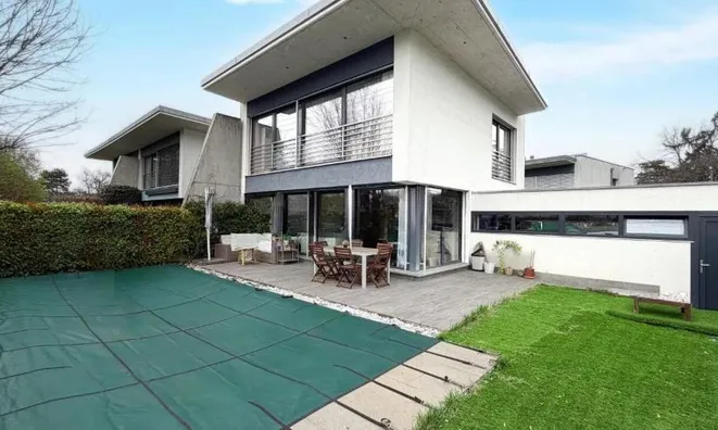 Недвижимость Single house 5 rooms: 2