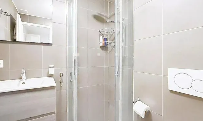 Недвижимость Single house 5 rooms: 10
