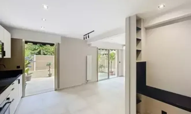 Недвижимость Villa République Cannes: 9