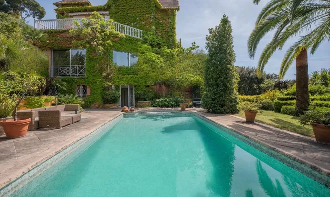 Недвижимость Villa Californie: 1