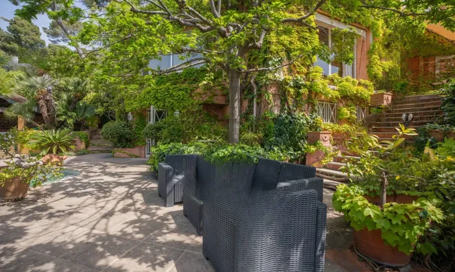 Недвижимость Villa Californie: 4