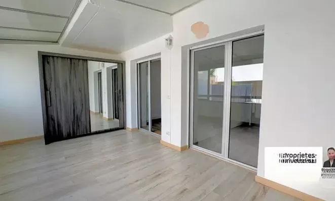 Недвижимость Villa La Bocca: 10