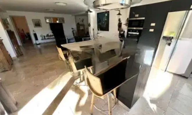 Недвижимость Villa La Bocca: 3