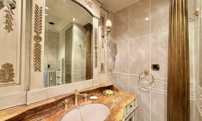 Недвижимость Villa Petit Juas: 11