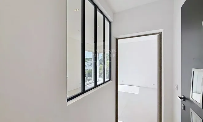 Недвижимость Villa Petit Juas: 6