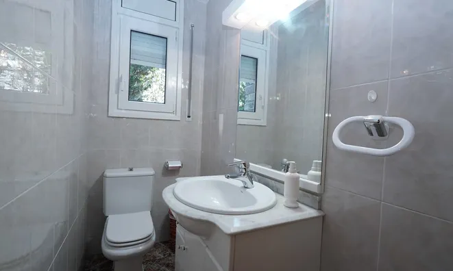 Недвижимость Chalet for sale in Escàs with 4 bedrooms: 12