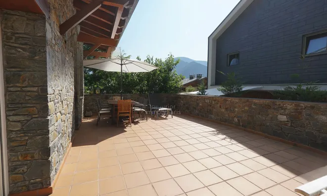 Недвижимость Chalet for sale in Escàs with 4 bedrooms: 15
