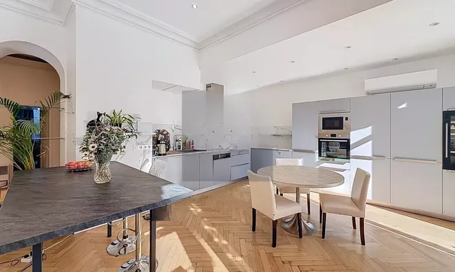 Недвижимость House Cannes République: 5