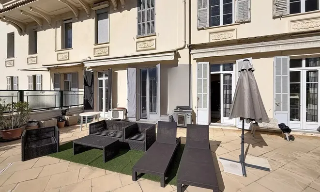 Недвижимость House Cannes République: 12