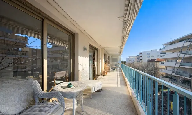 Недвижимость Villa Pointe Croisette: 4
