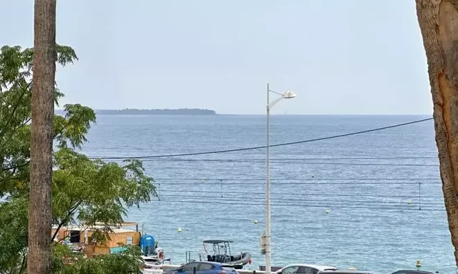 Недвижимость Villa Croix des Gardes: 1