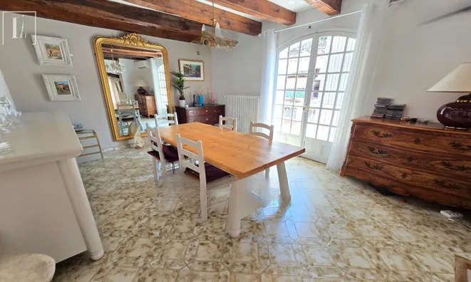 Недвижимость Villa La Maure: 5