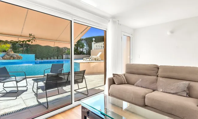 Недвижимость Villa Cannes La Roquette: 24