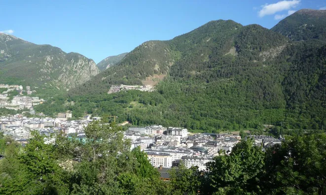 Недвижимость Chalet for sale in Andorra la Vella, 6 bedrooms: 15