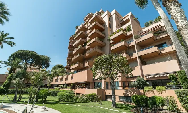 Недвижимость Apartment Monaco, La Rousse: 2