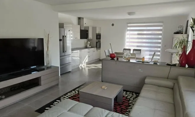 Недвижимость House 6 bedrooms for sale in Harlange: 3