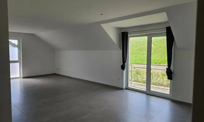 Недвижимость House 6 bedrooms for sale in Harlange: 6