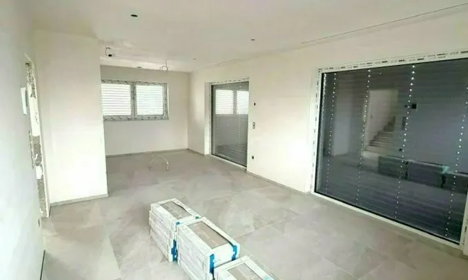 Недвижимость House 4 bedrooms for sale in Nocher: 3