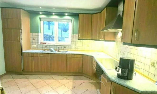 Недвижимость House 5 bedrooms for sale in Buschrodt: 5