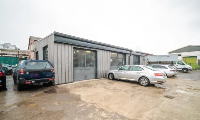 Недвижимость Офисное помещение Бежиград: 1