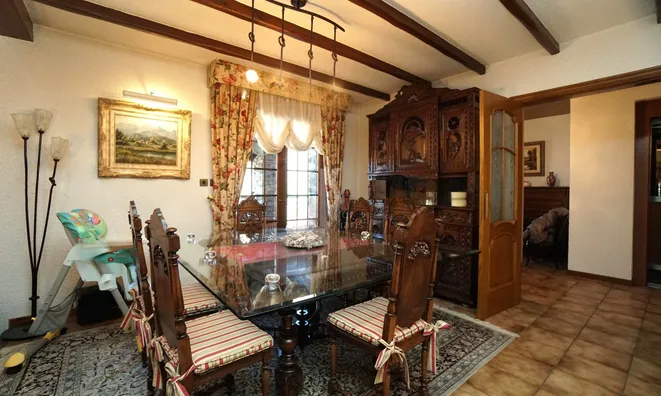 Недвижимость Chalet for sale in Andorra la Vella, 4 bedrooms: 2