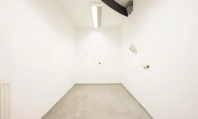 Недвижимость Коммерческое помещение Бежиград: 2