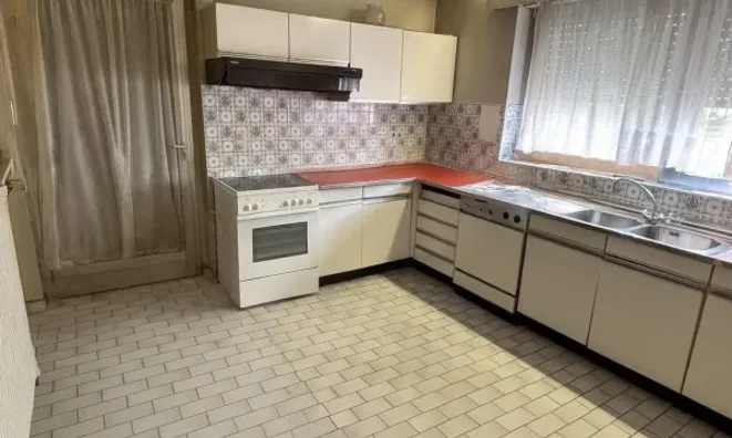 Недвижимость House 5 bedrooms for sale in Luxembourg-Kirchberg: 5