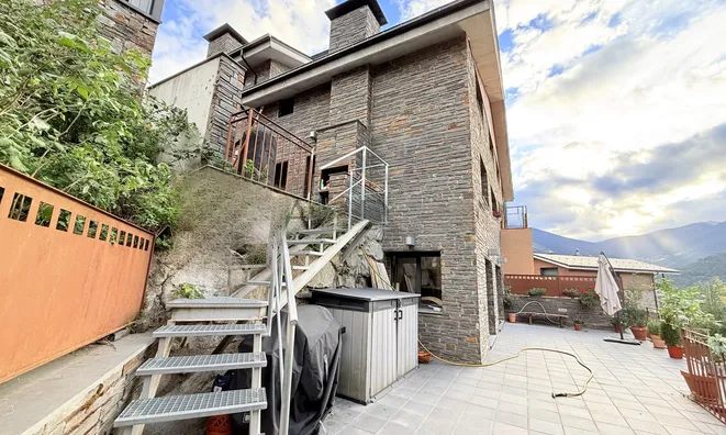 Недвижимость Chalet for sale in Anyós, 4 bedrooms: 2